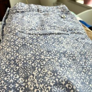 KAREN SCOTT | Blue And White Patterned Ankle Pants